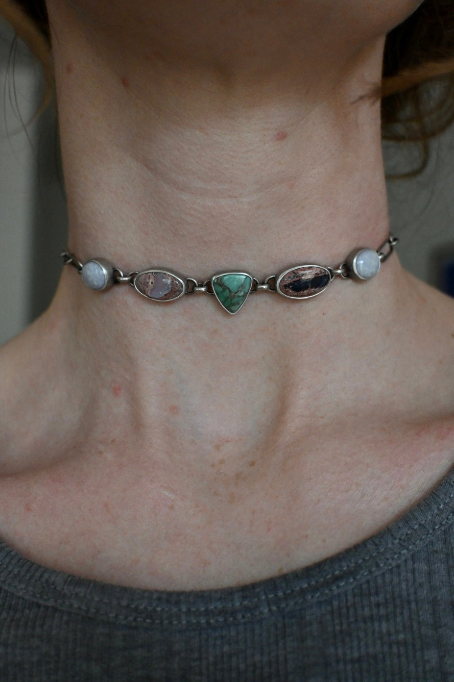 Alba Choker