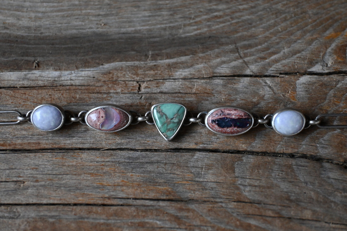Alba Choker