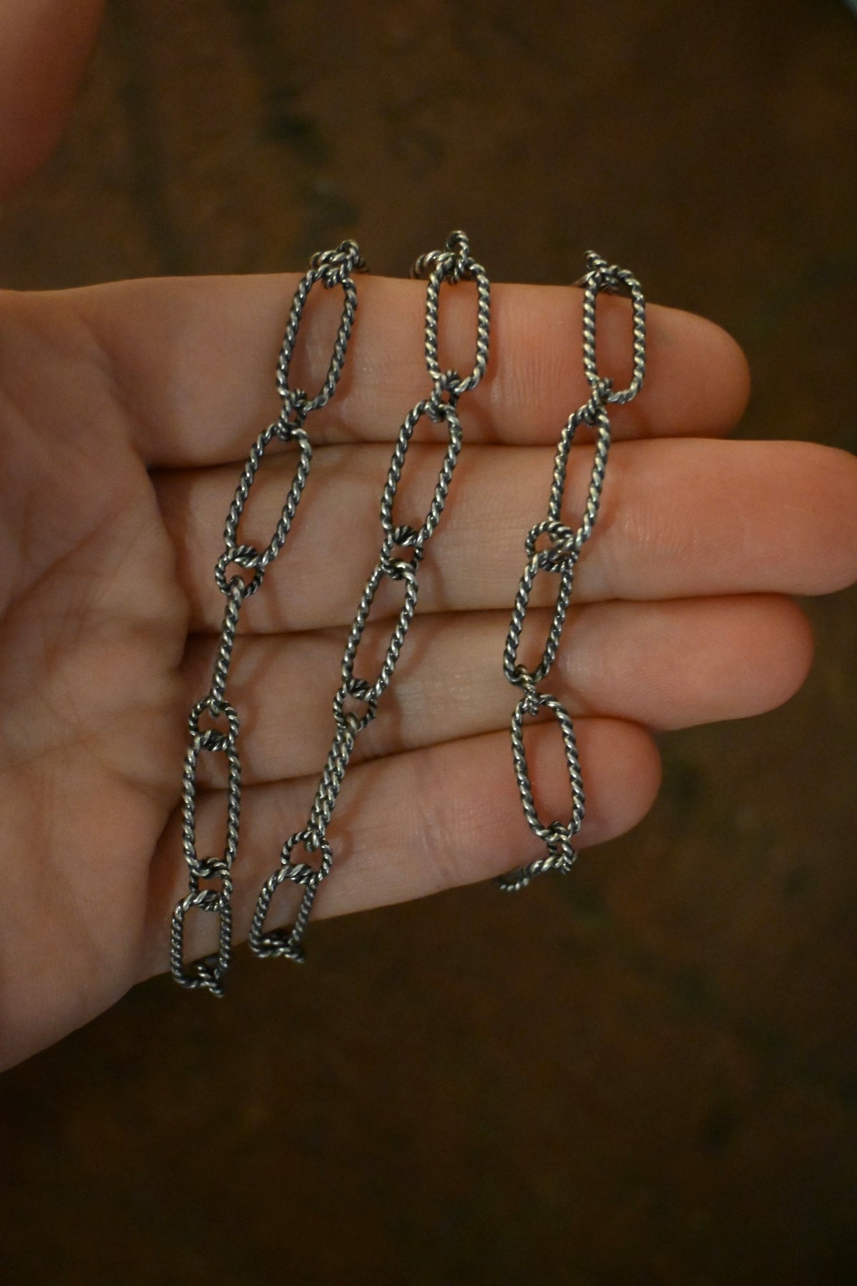 Twist Link Choker