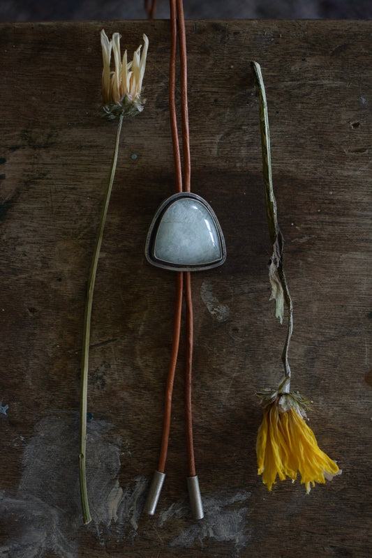 Dust + Sky Bolo