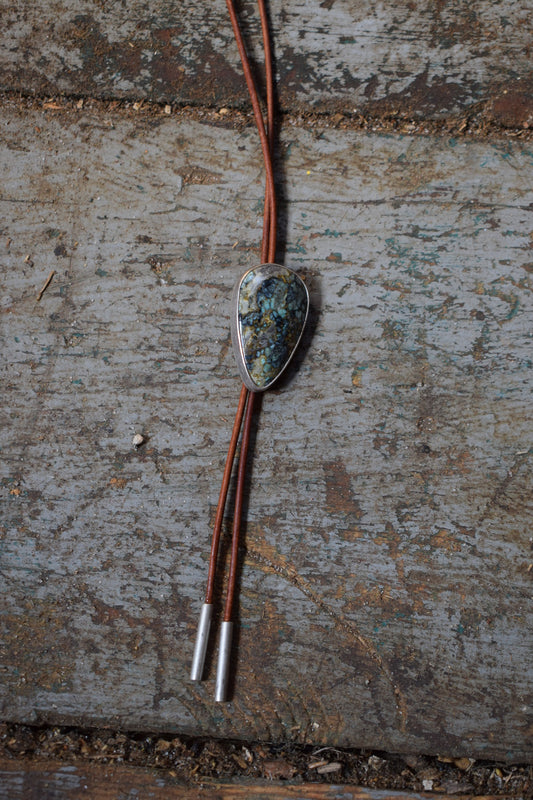 Seven Dwarfs Turquoise Bolo