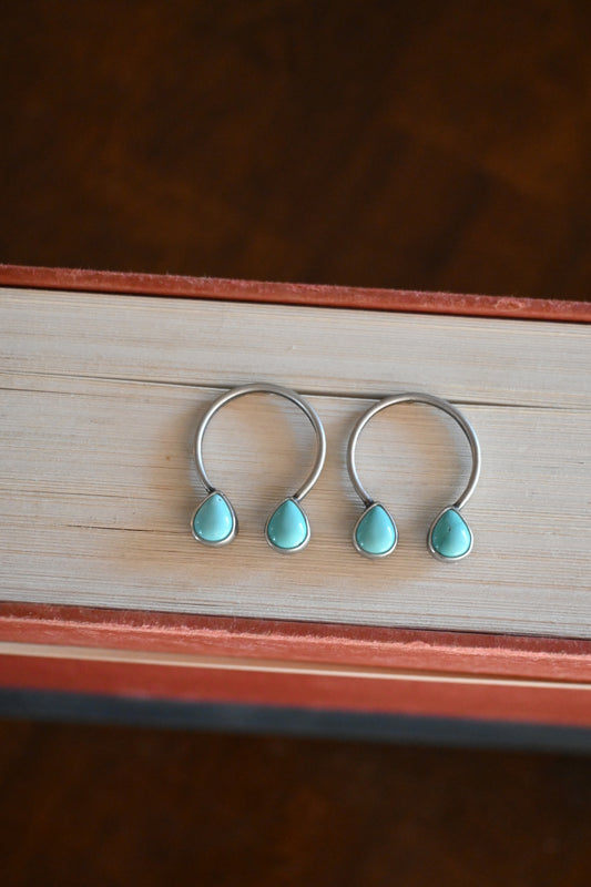 Lyra Studs