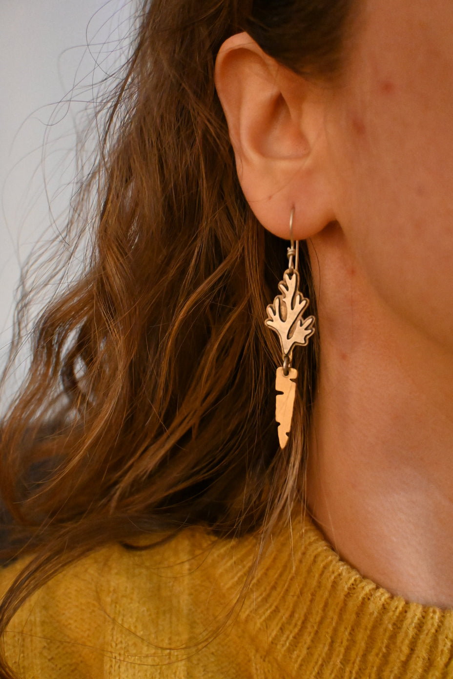 Carrot Earrings - Brass